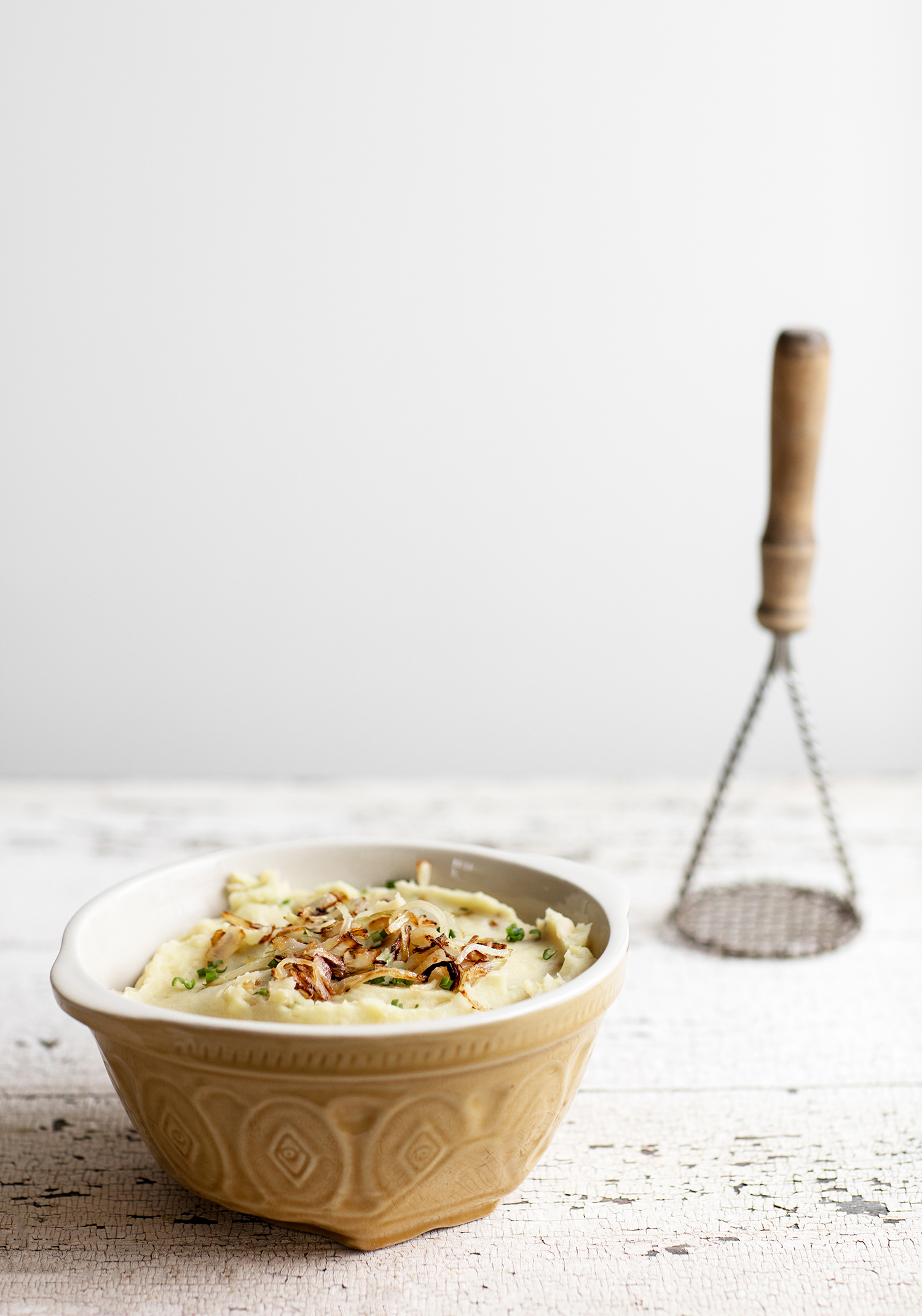 Fried onions & coconut milk mashed potatoes - Trois fois par jour